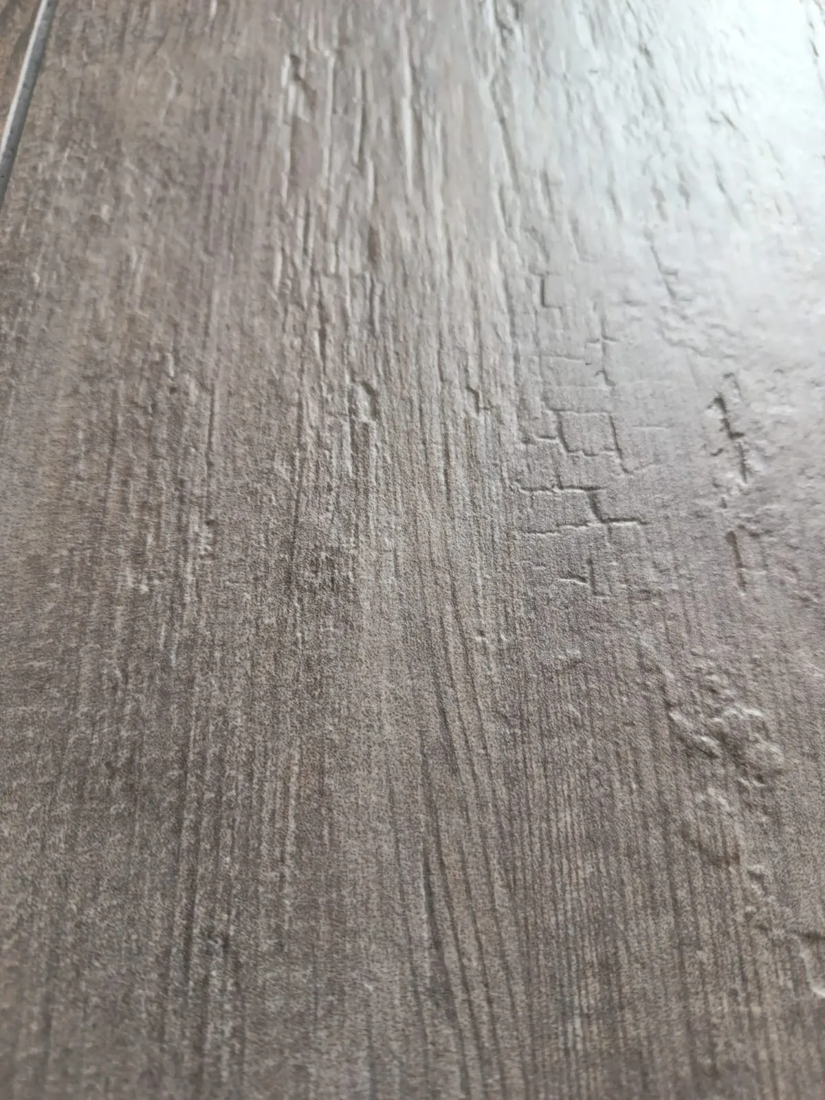Gres legno venature profonde